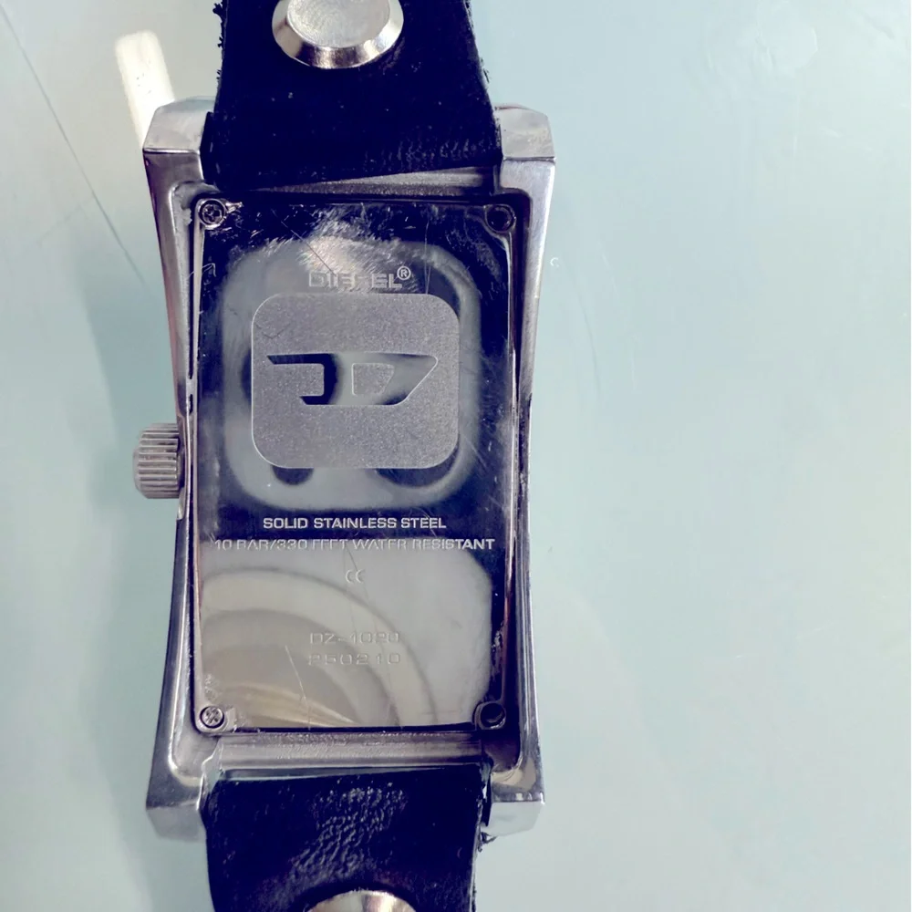 Diesel dz1020 mirrored